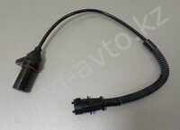 10956, Датчик коленвала 3 контактный V=2.0-2.2  дизель HYUNDAI/KIA MOBIS 39180-27400