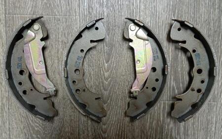 11265, Тормозные колодки задние HYUNDAI MOBIS 58305-26A00